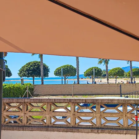 Casa Gladiols - Only Families Litoral Costa Dorada 度假居 *
